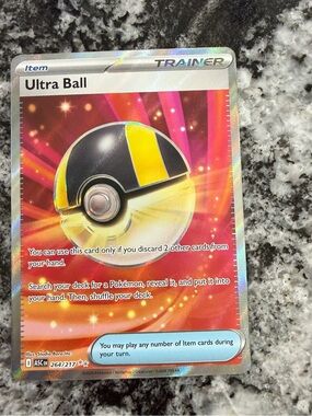 Pokemon Ultra Ball Trainer Card - Full Art